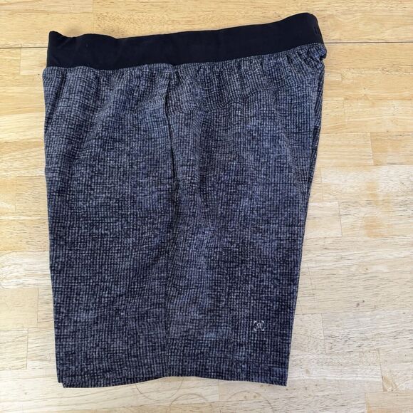 Lululemon T.H.E. Short 9" Linerless Mix Match Asphalt Grey Black Training Large - Picture 4 of 14